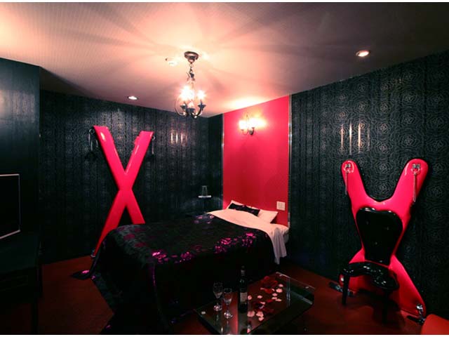 Fun Things to Do in Yokohama at Night - Love Hotel