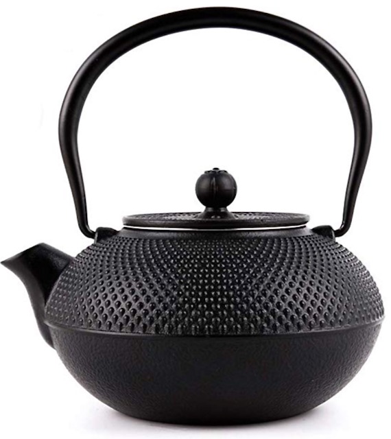 20 Holiday Gift Ideas for Japanese Culture Lovers - Tea Set